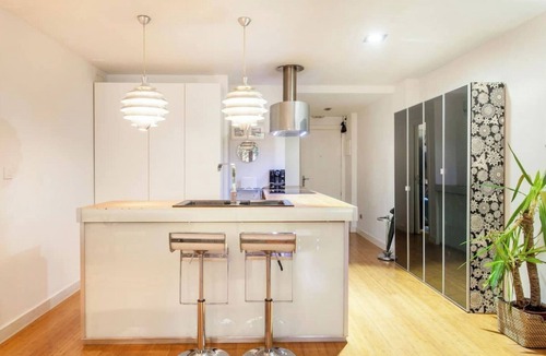 Sant Francesc Apartment | Elegant Apartment in the Center of Valencia