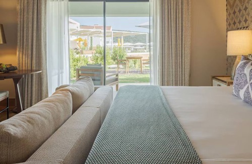 Tor Hotel | Elegant Hill View Room Near Local Attractions – Comfortable & Scenic Sta