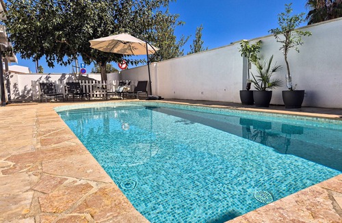 Riumar Ski Chalet | "Encanto"@MARISOL: 250m to the beach, private pool, A/C, WiFi, dog beach