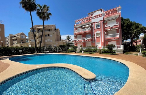 Denia Apartment | Estudio ideal para parejas con vistas a la piscina en Jazmines