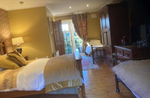 Swords Bed & Breakfast | Evergreen B&B