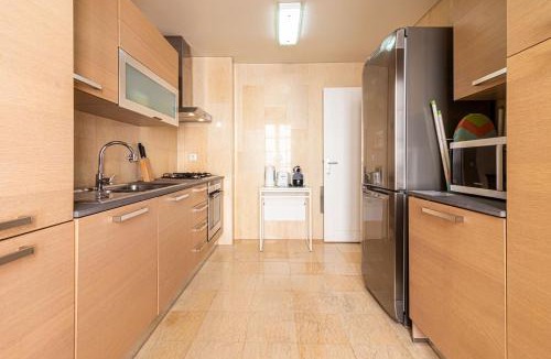 Sacramento Apartment | Exclusive Chiado Deluxe, elegant & spacious 3 BR