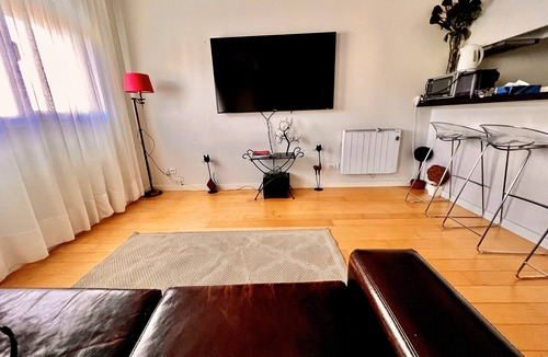 Sacavem Apartment | Fabuleux Appartement au Calme 🌿 5 min from the airport ✈️ Proche Vasco da Gama 🏙️