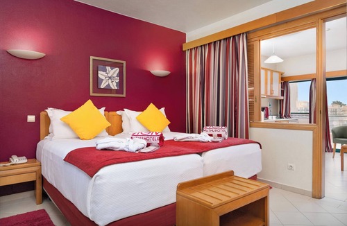 Oura Hotel | Family-Friendly Apt w/Kitchenette, Balcony & Pool - Close to Beach & Golf