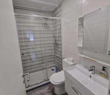 Apelacao Apartment | Family T3 - Parking - 15min Lisbon - Airport
