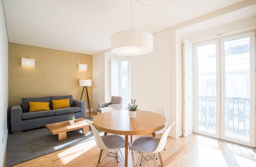 Santa Maria Maior Apartment | FLH Downtown Amazing Flat II