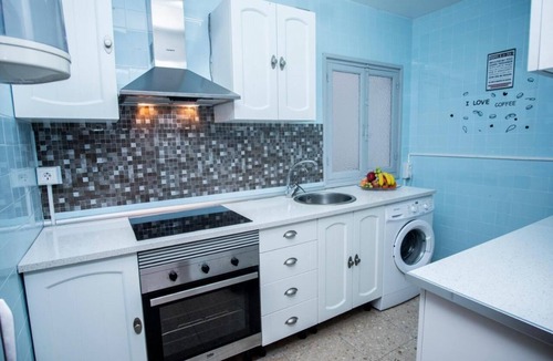 Alicante Apartment | Fully equipped apartment, very sunny and 1 km from the center of Alicante.