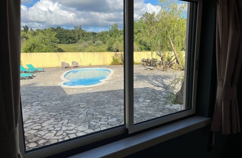 Pedreiras Cottage | Fully furnished cozy studio in nature 20 minutes from the beach.