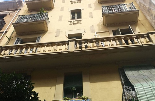 La Vila De Gracia Apartment | Gracia, quiet, well-equipped, centrally located 2-bedroom apartment