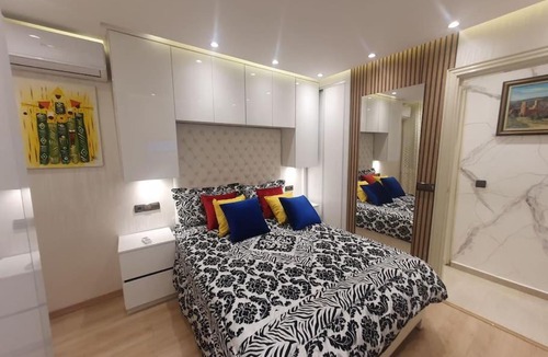 RACINE EXTENSION Apartment | Grand Appartement corniche
