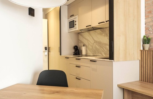 El Port Apartment | Guest Ready - Fira Barcelona Modern Studio