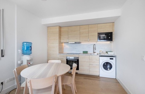 Olivella Apartment | Guest House - Cim Apartments 1 with Mountain Views, Wi-Fi, and Air Conditioning