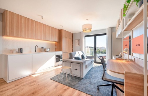 Lumiar Apartment | GuestReady - Maleo Living Apartments - 10C1