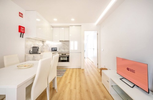 Santiago Apartment | GuestReady - Sunny Sesimbra Escape