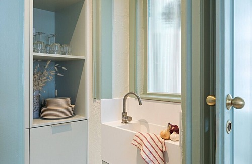 Caparica Apartment | Harbor Line Retreat in Porto Brandão