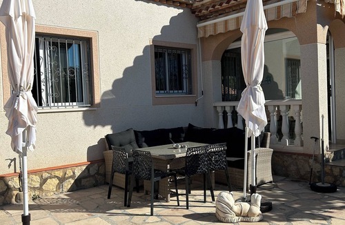Les Tres Cales House | Havre de Paix à Lametlla de Mar : Maison Avec Piscine et Accès aux Criques
