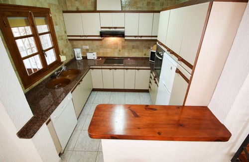 Pedreguer Villa | Holiday Village with garden La Sella PE