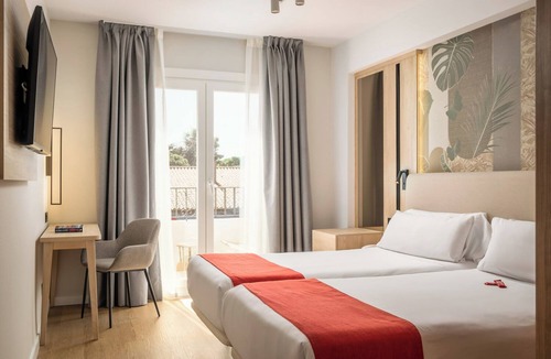 Castelldefels Hotel | Hotel Canal Olimpic