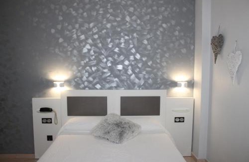 Formentera de Segura Hotel | Hotel Los Palacios