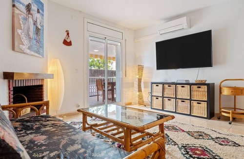 Cunit Villa | House with terrace and parking 150m beach
