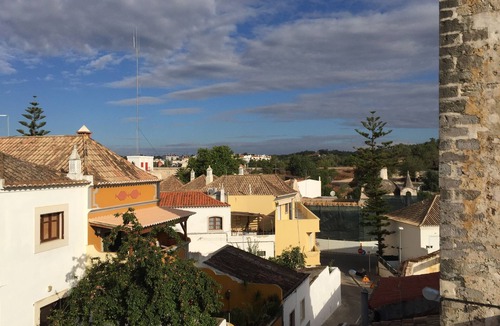 Tavira House | In the historic quarter typical TAVIRA house built against the fortification