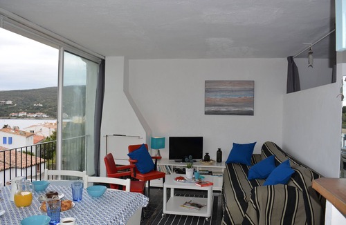 Portlligat Apartment | INCREDIBLE VIEW