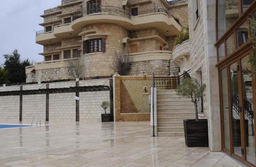 Deir al Qamar Hotel | L'auberge des Emirs