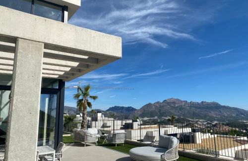 Polop Villa | La casa del león dormido
