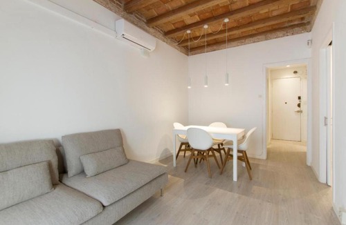 El Poble-sec Apartment | La Meva LLar Salva 65