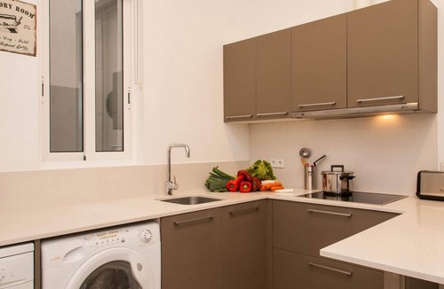 Dreta de l'Eixample Apartment | Large two bedroom apartment