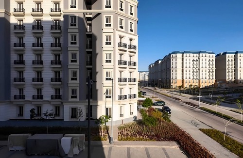 Al Alamayn Apartment | Latin District Apartments Lagoon Side
