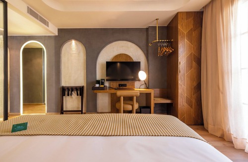 Gauthier Hotel | Le Square By Onomo Collection