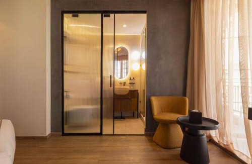 Gauthier Hotel | Le Square By Onomo Collection