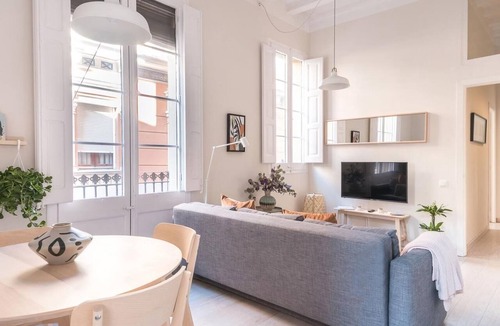 la Vila de Gracia Apartment | Light, cozy terrace and local life in Gracia
