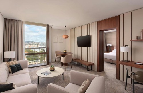 Sao Domingos de Benfica Hotel | Lisbon Marriott Hotel