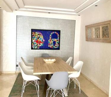 Racine Apartment | Luxueux Appart Triangle D’or 140M2