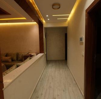 Taza Apartment | Luxuriöse Wohnung mit Veranda im Zentrum