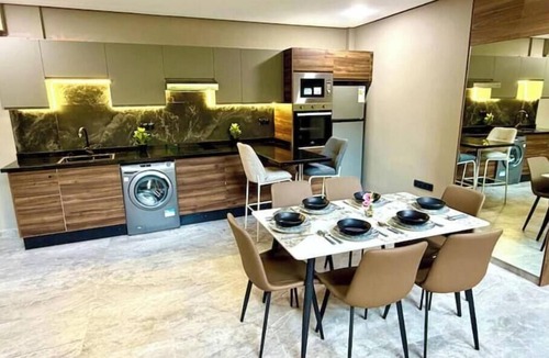 Ville Nouvelle Apartment | Luxurious apartment right in the heart of downtown!