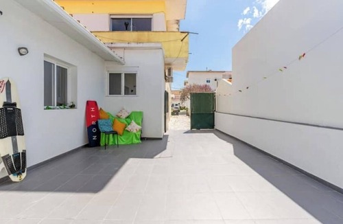 Costa de Caparica Apartment | Luxury private room near the beach