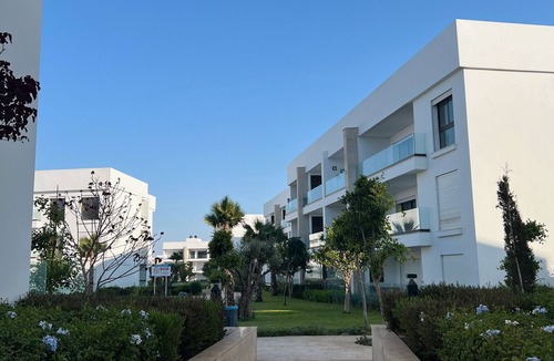 Tamariss Condo | Luxury Tamaris Apartment- 5 minutes from Scarabay and Babaloo beach.