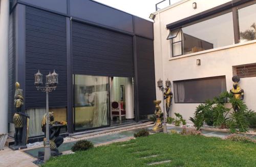 Tamariss Villa | Luxury Villa with Pool & Garden in Casablanca