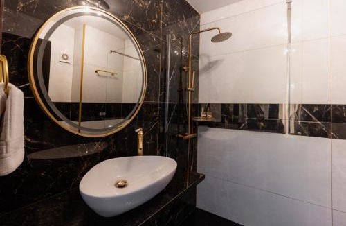 The Strip Hotel | Magna Oura