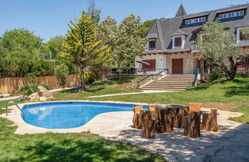 Begues House | Manor House with Pool · Garraf Natural Park · Sleeps 15