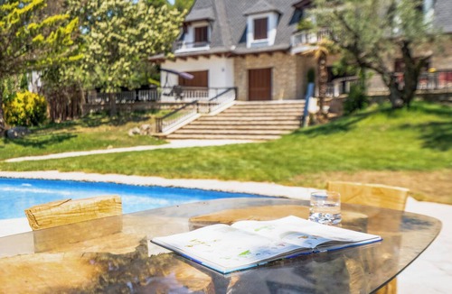 Begues House | Manor House with Pool · Garraf Natural Park · Sleeps 15