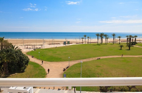 La Pineda Apartment | Mar Internum: Family Apartment in La Pineda