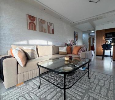 Asilah Apartment | Marina Golf Asilah GEHEEL VERNIEUWD EN GERENOVEERD Okt 2024