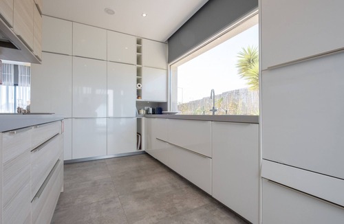 Espiche Apartment | Modern accessible villa [17]