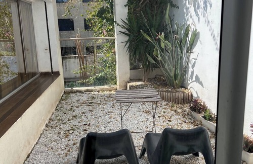 Tamariss House | Modern beachfront villa with private pool