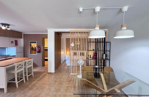 Sesimbra Apartment | Modern Sesimbra Oasis: 10min Walk to Beach, Garden BBQ & Free Parking Apartment