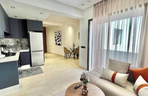 LA GIRONDE Apartment | Modern studio with terrace in Casablanca Maarif